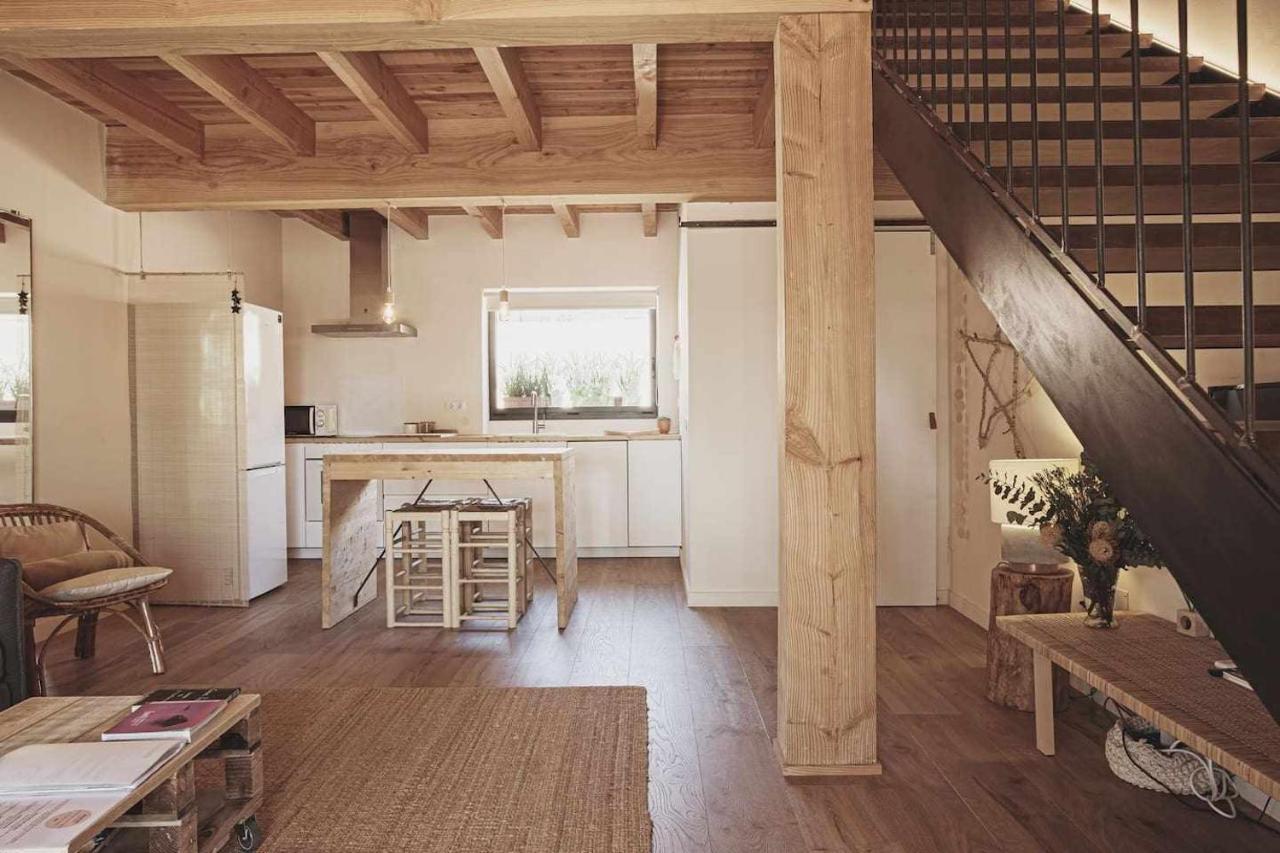 Casa Diana - B - By Lohodihomes Sant Jordi Desvalls Exterior photo
